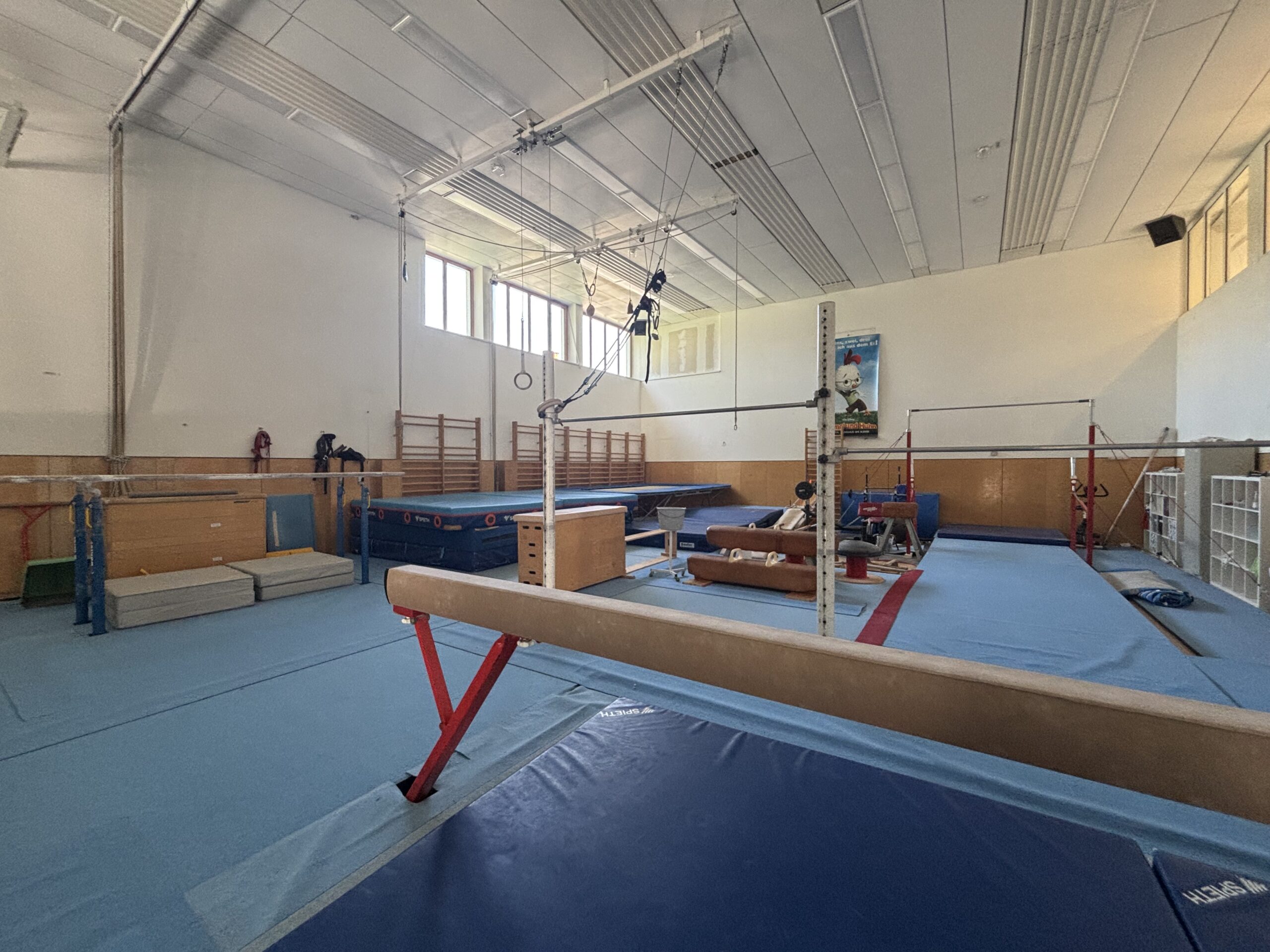 Halle A4 (216m²) - Turnsport